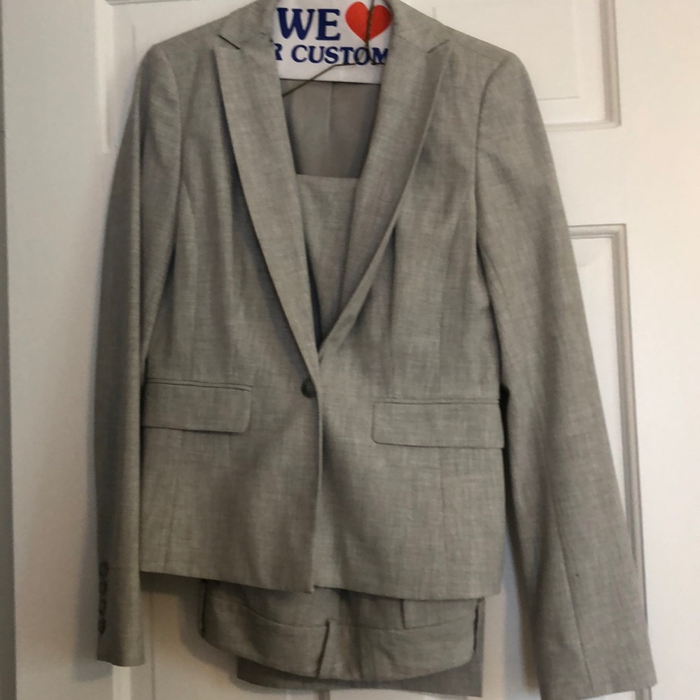 Light Grey Suit - Loft Size 0